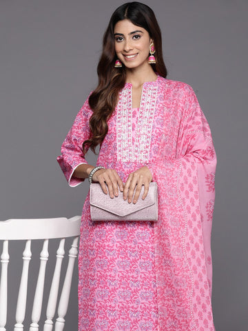 Varanga Women Pink Floral Printed Kurta Paired With Bottom & Dupatta
